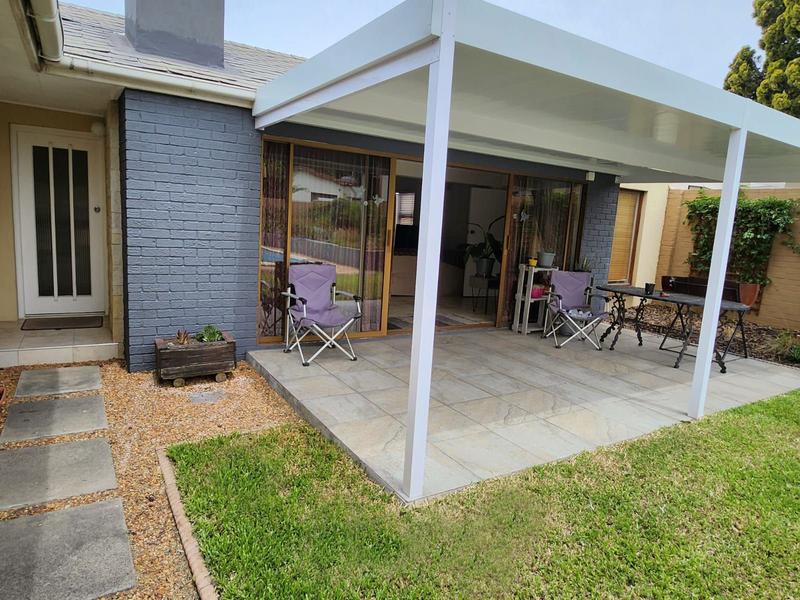 To Let 3 Bedroom Property for Rent in Bloemhof Western Cape